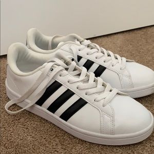 Adidas cloudform shoes